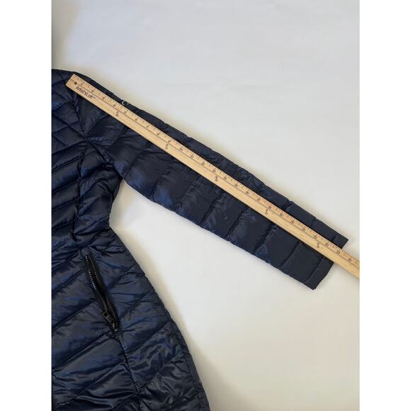 CALVIN KLEIN Women's Packable Hooded Down Puffer Coat Shiny
Navy Blue Small - Picture 15 of 15